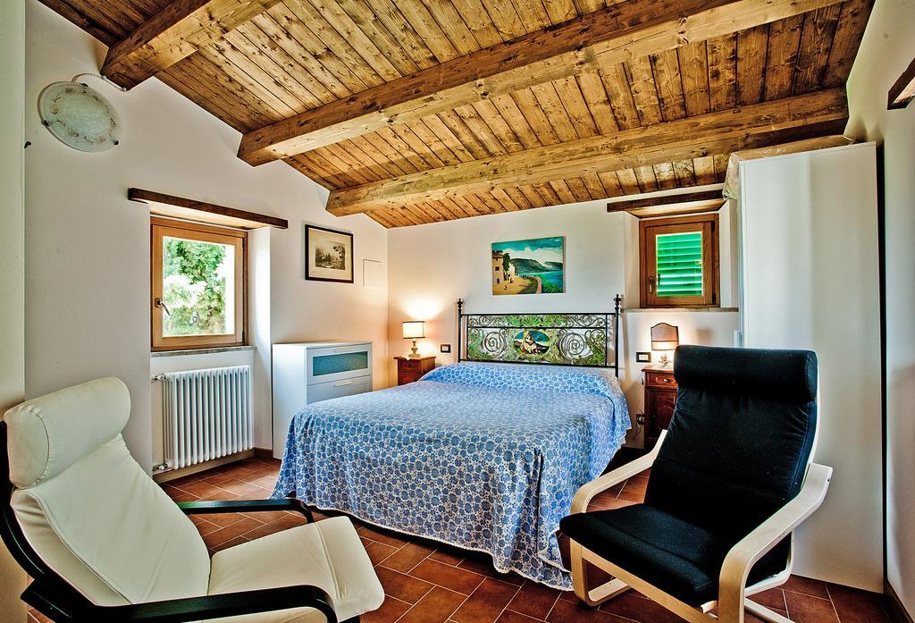 Agriturismo Terra Di Michelangelo Caprese Michelangelo Luaran gambar