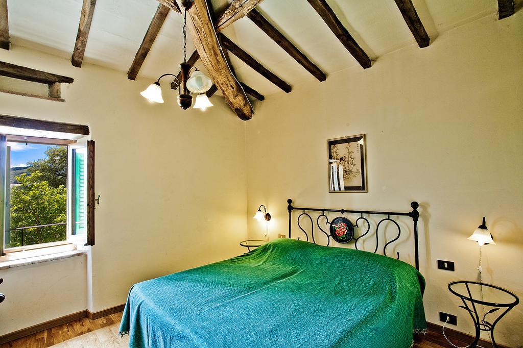 Agriturismo Terra Di Michelangelo Caprese Michelangelo Luaran gambar