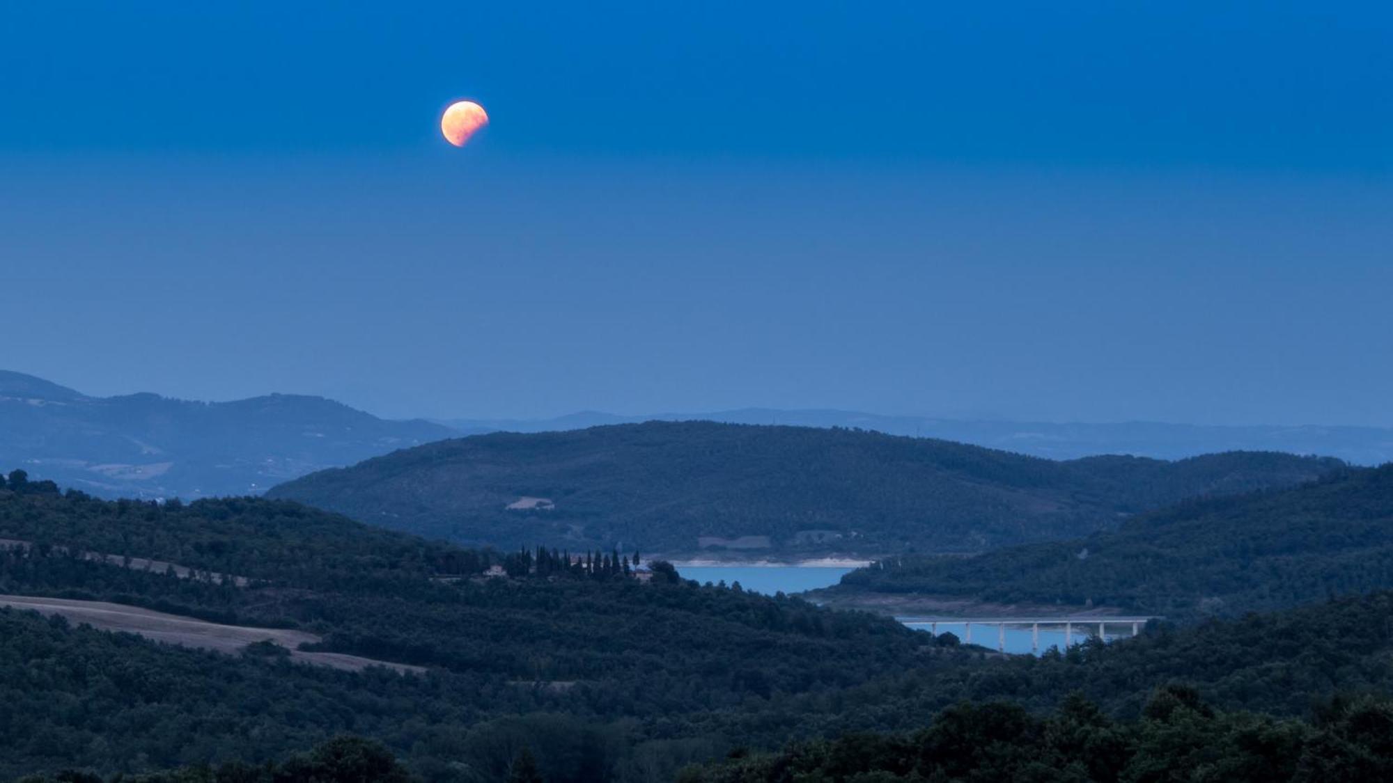 Agriturismo Terra Di Michelangelo Caprese Michelangelo Luaran gambar