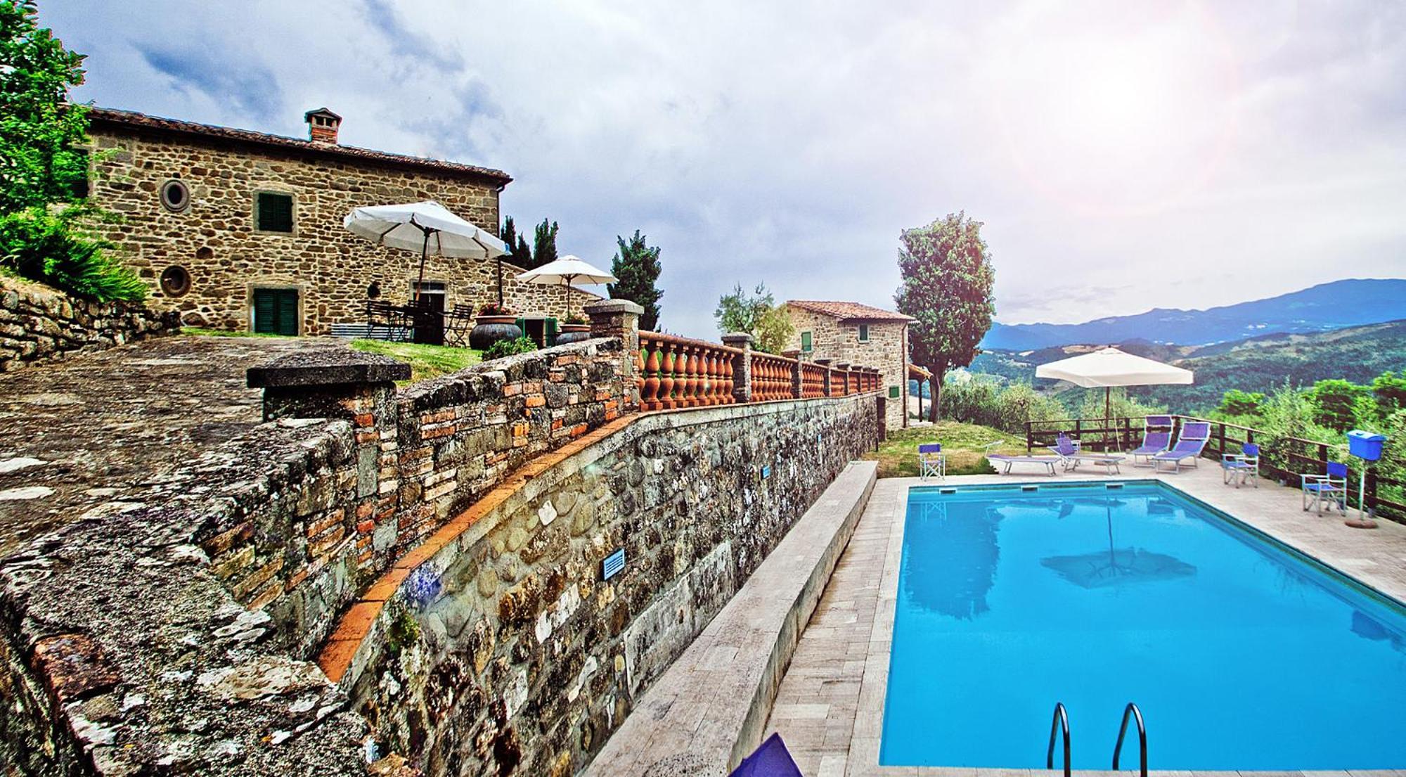 Agriturismo Terra Di Michelangelo Caprese Michelangelo Luaran gambar