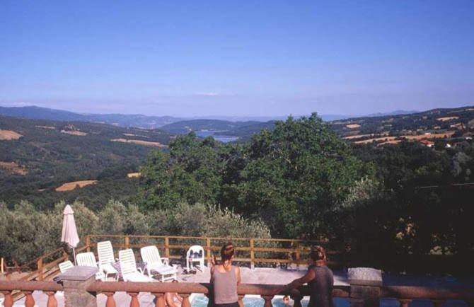 Agriturismo Terra Di Michelangelo Caprese Michelangelo Luaran gambar
